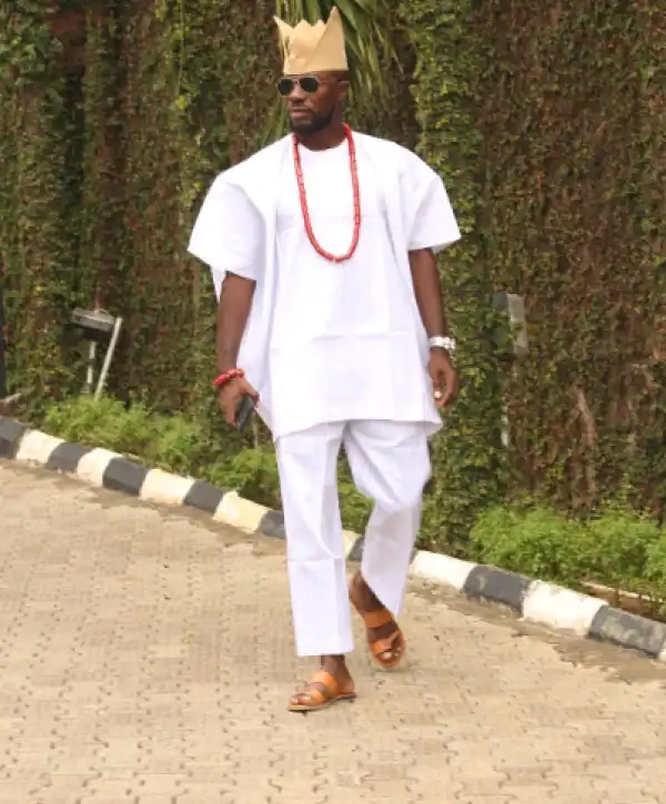Dear Nigerian Married men, get off social media if you can